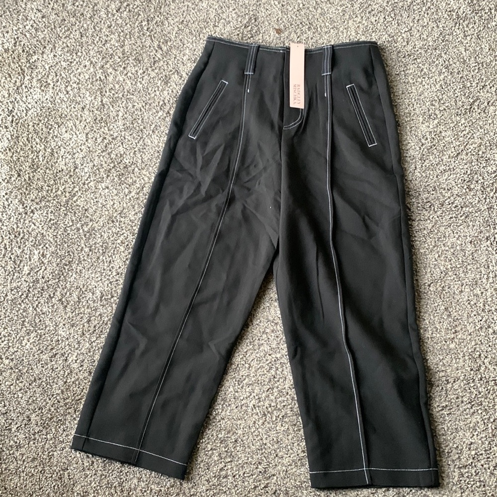 Black and white stitching  Badgley Mischka high waisted wide leg pants